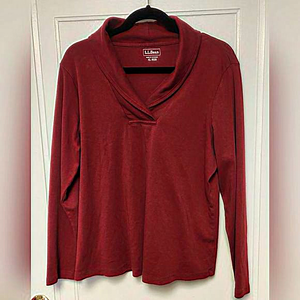 L L BEAN shawl collared pullover.‎ Wine. Size XL